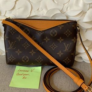 Louis Vuitton Pallas Clutch in Safran *Rare*